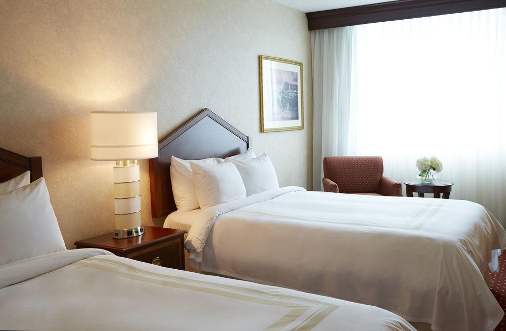 Отель Pittsburgh Marriott North Крэнберри-Тауншип Экстерьер фото