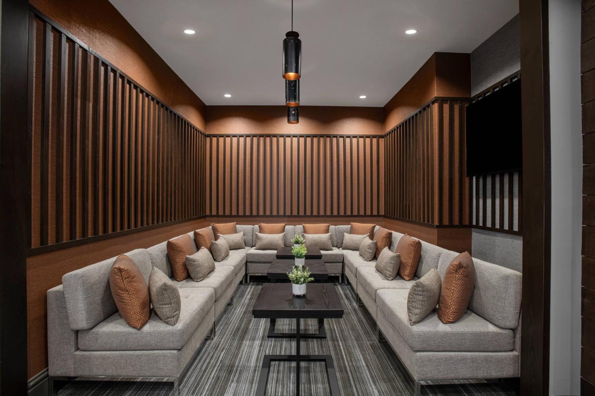 Отель Pittsburgh Marriott North Крэнберри-Тауншип Экстерьер фото
