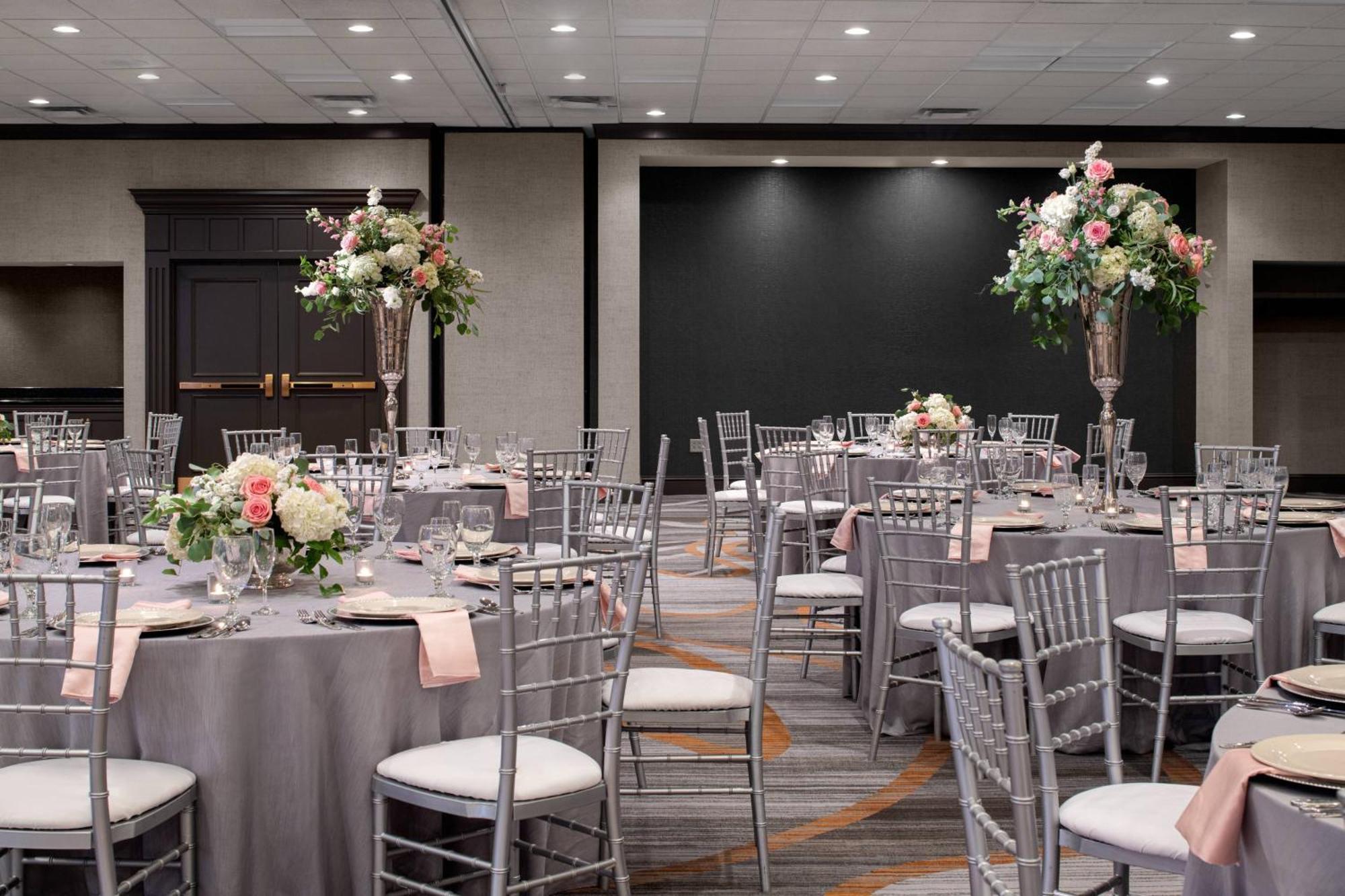 Отель Pittsburgh Marriott North Крэнберри-Тауншип Экстерьер фото