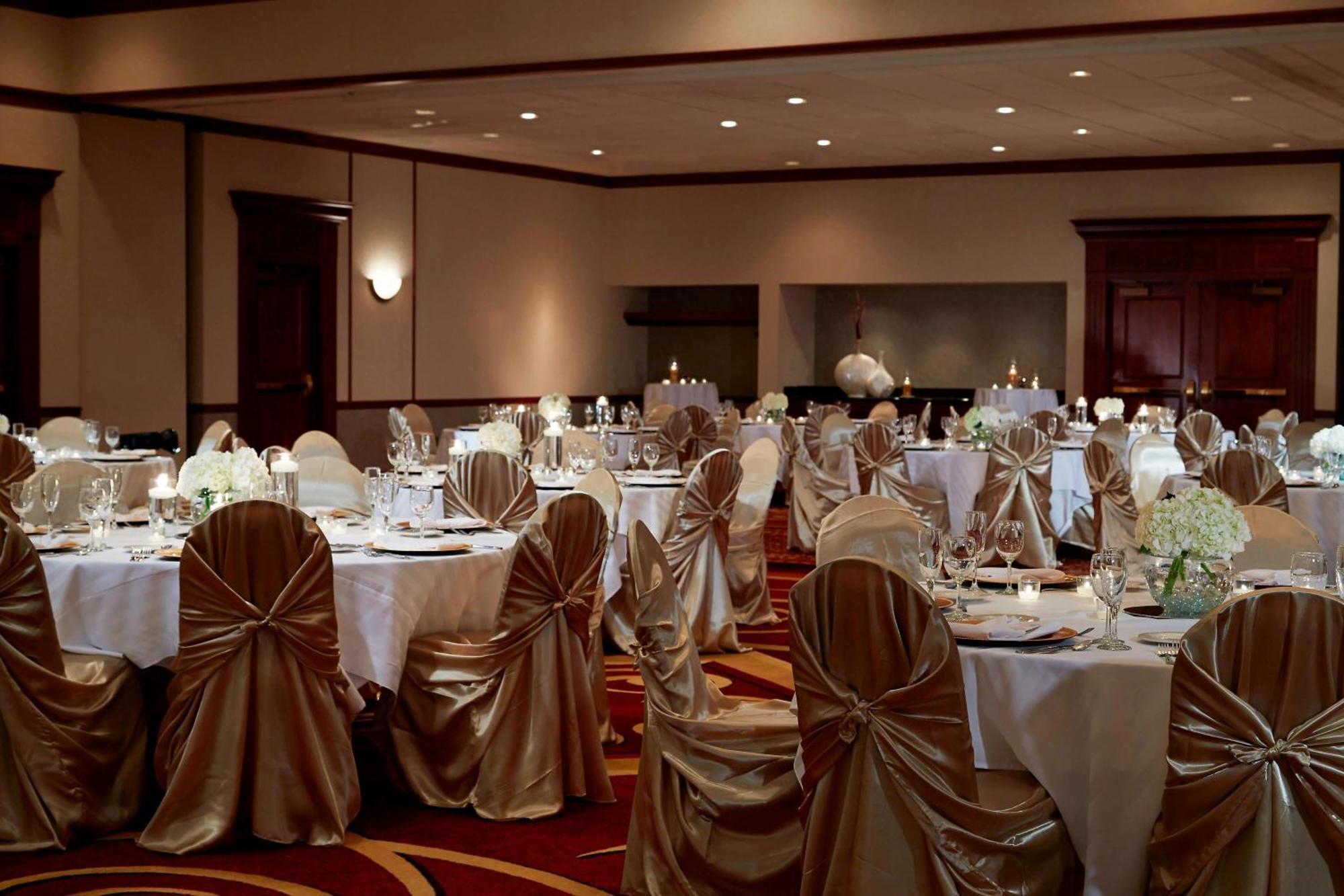 Отель Pittsburgh Marriott North Крэнберри-Тауншип Экстерьер фото